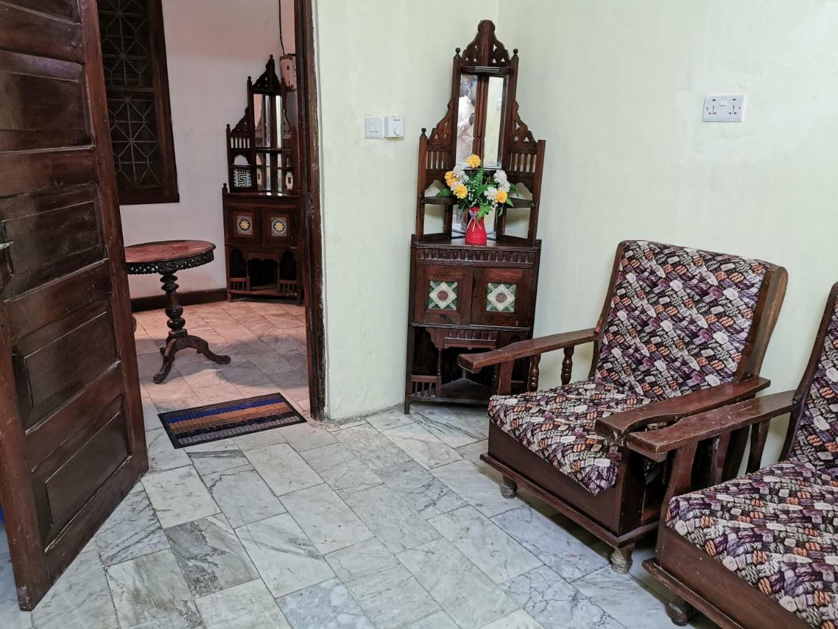 Crown Hotel Zanzibar Esterno foto