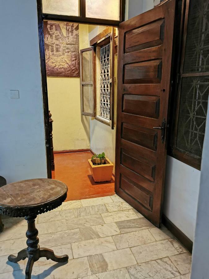 Crown Hotel Zanzibar Esterno foto