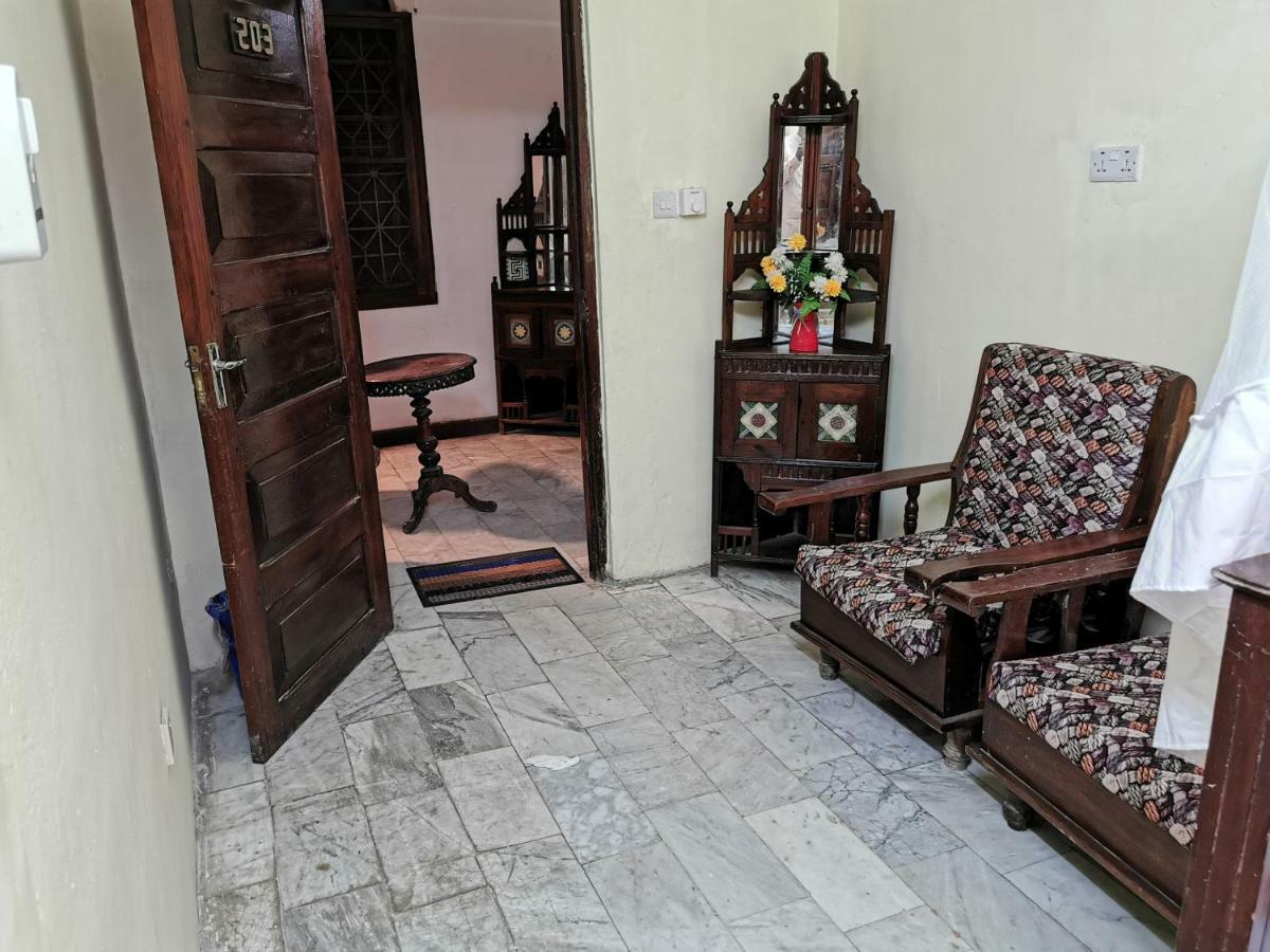 Crown Hotel Zanzibar Esterno foto