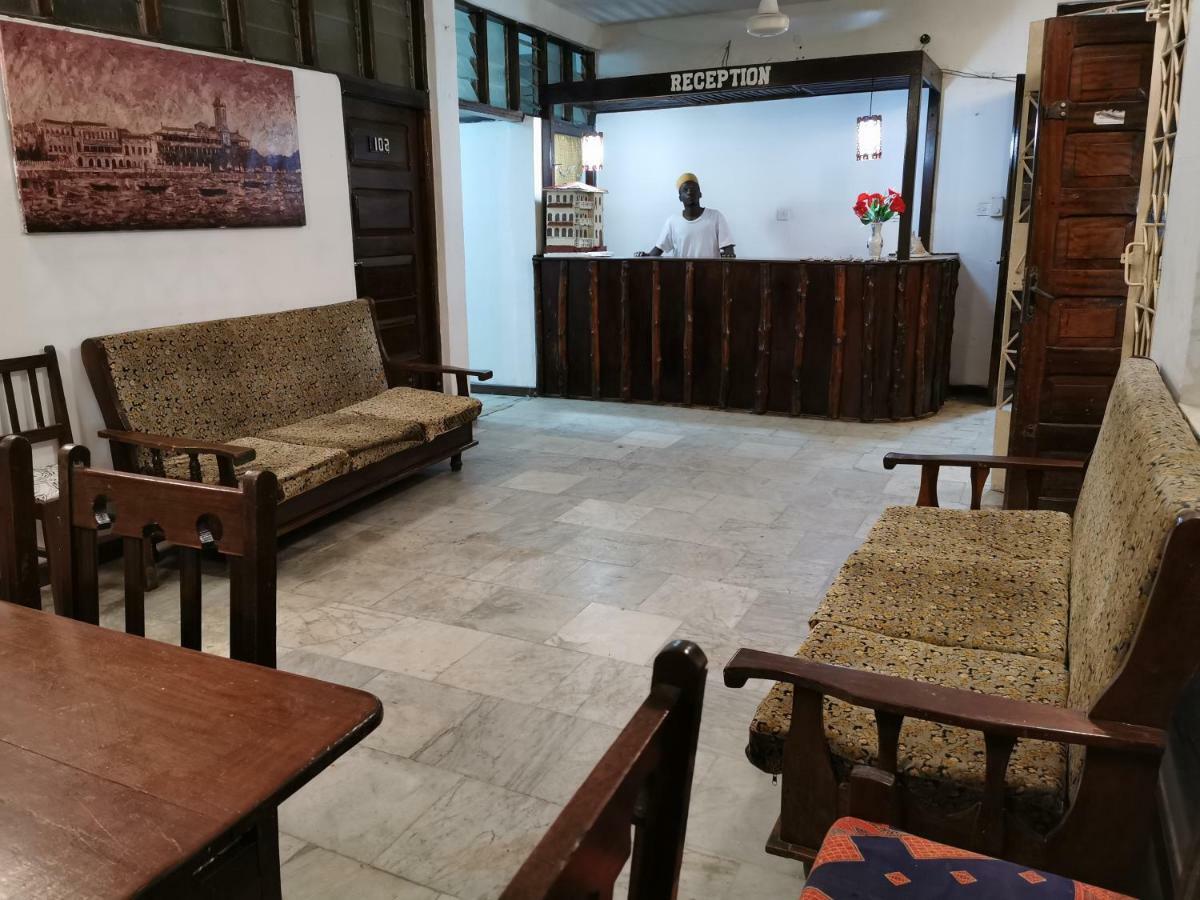 Crown Hotel Zanzibar Esterno foto